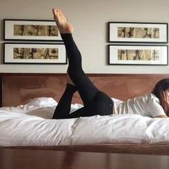 KrisYoga - Relaxation Yoga in Bed, Tokyo
